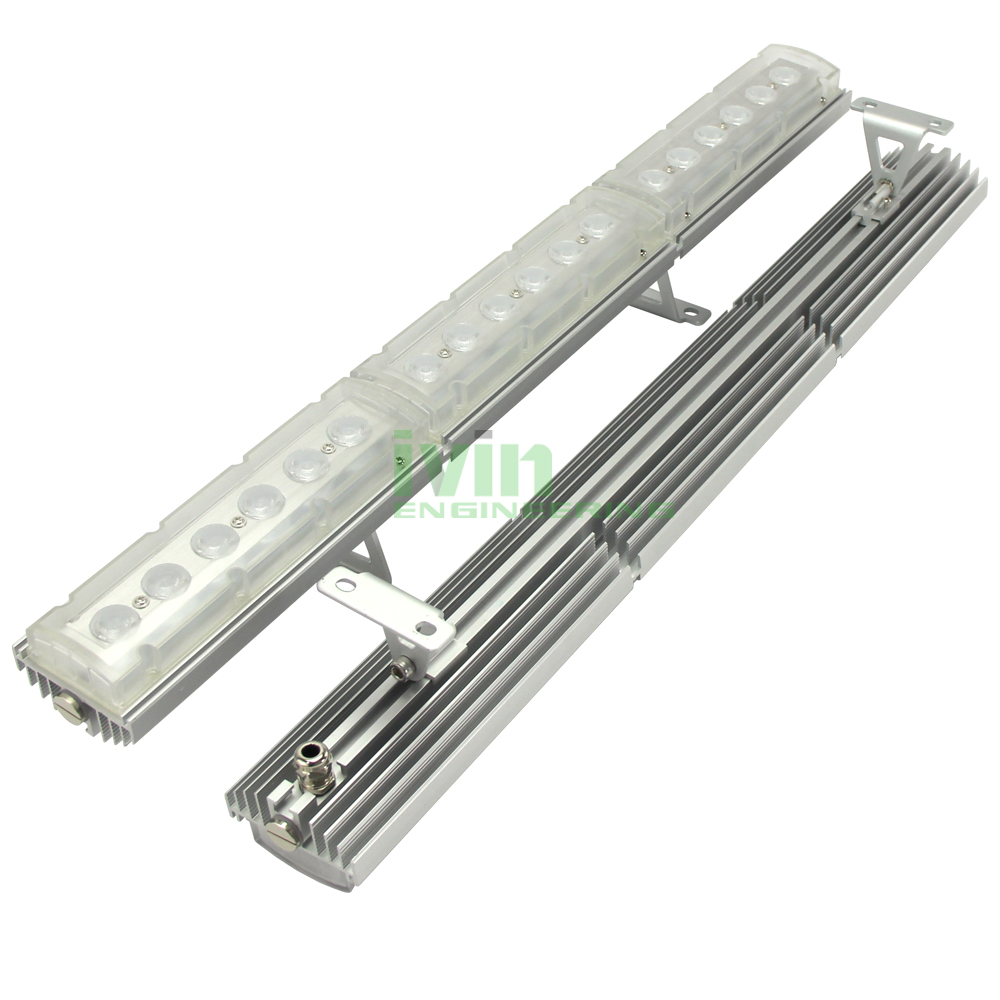 LED washwall light modular heat sink housing. 18W LED light module.